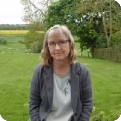 Prof Lesley Kavi
